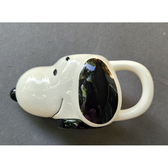 2024 Peanuts Worldwide LLC, Snoopy Head Coffee/Tea Mug - Picture 1 of 10